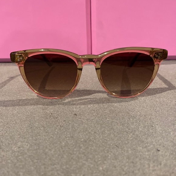 KREWE Accessories New Krewe Quinn Sunglasses In Sweet Tea Comes